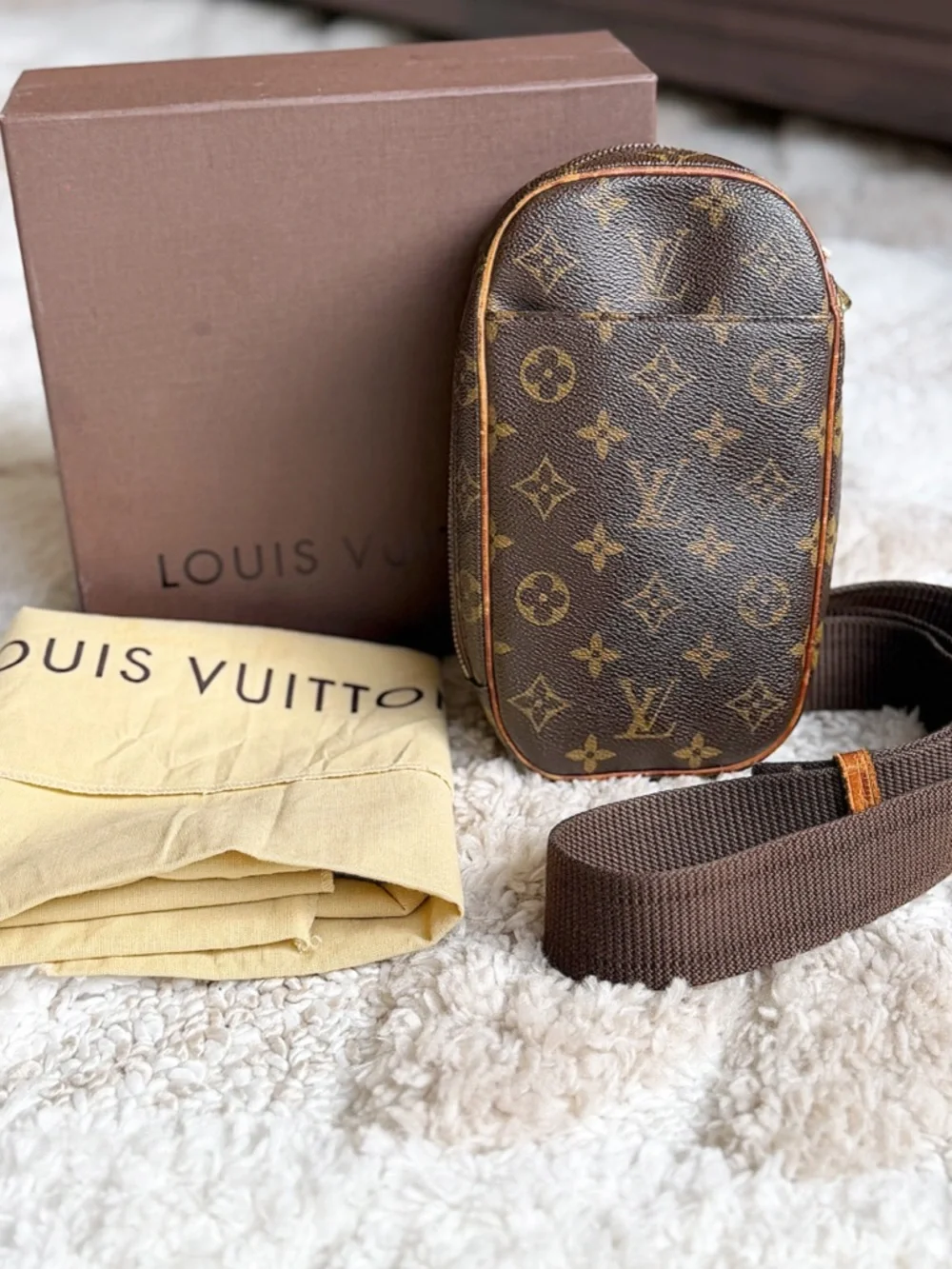 Louis vuitton mens womens monogram sling crossbody pochette gange bag + box - Picture 15 of 16